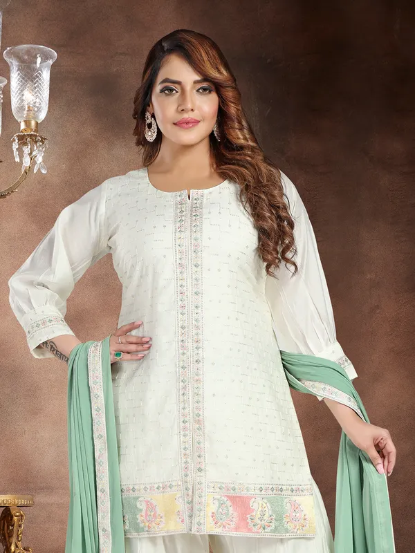 Off-white punjabi style salwar suit