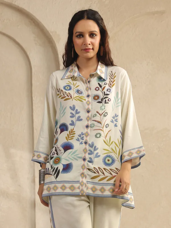 Off white silk printed co ord set for casual