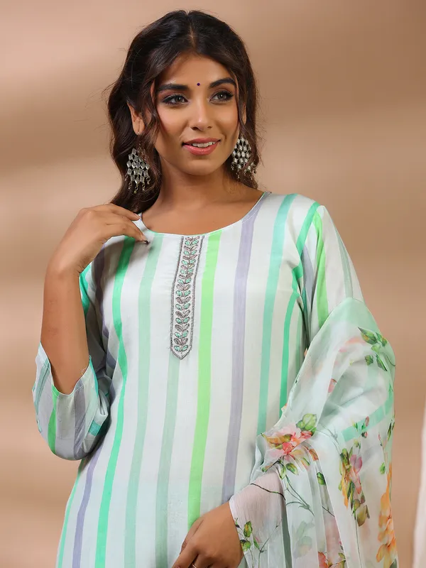 White silk stripe pattern kurti set