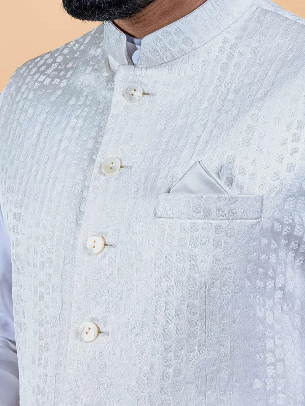 Off white texture waistcoat