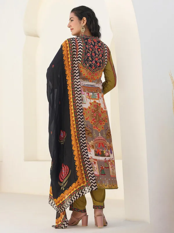 Olive dola silk printed kurti set