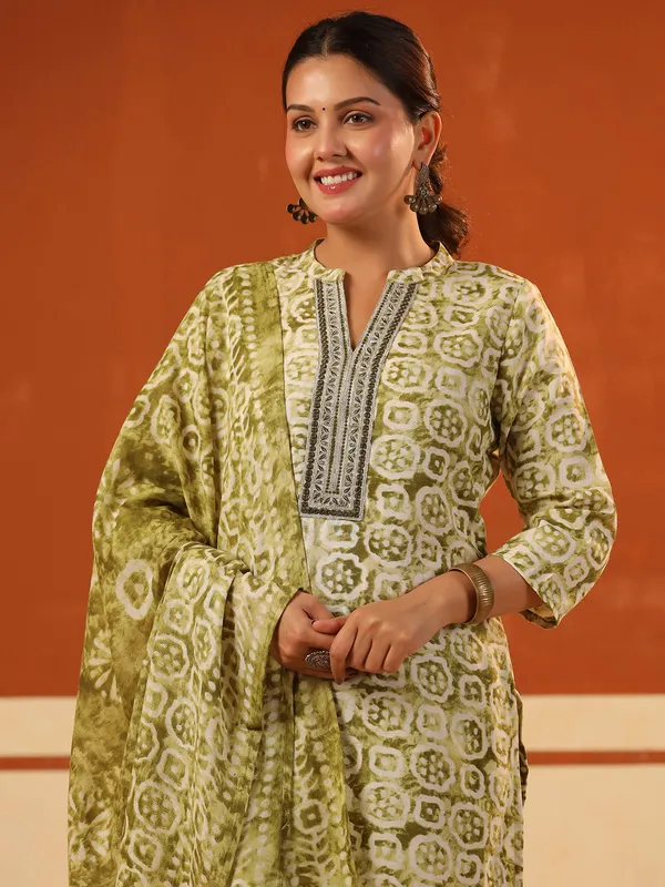 Olive green cotton printed kurti set with stand collar