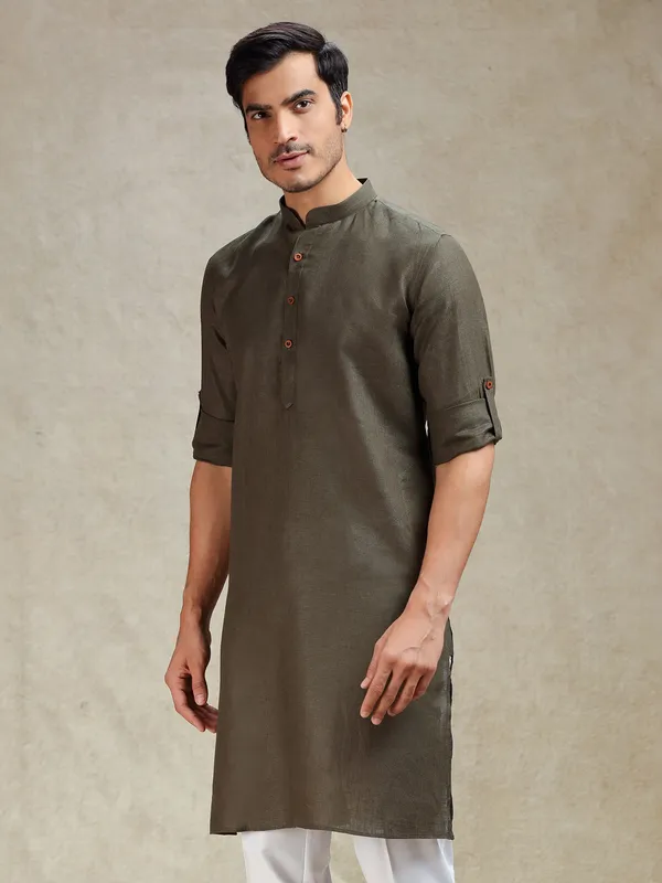 Olive green linen kurta for ethnic look