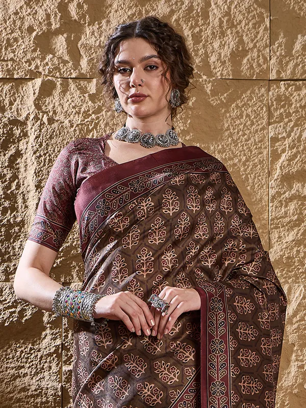 Olive silk saree with digital printed design