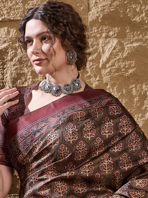 Olive silk saree with digital printed design