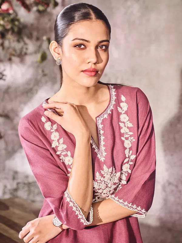 Onion pink casual wear cotton kurti set