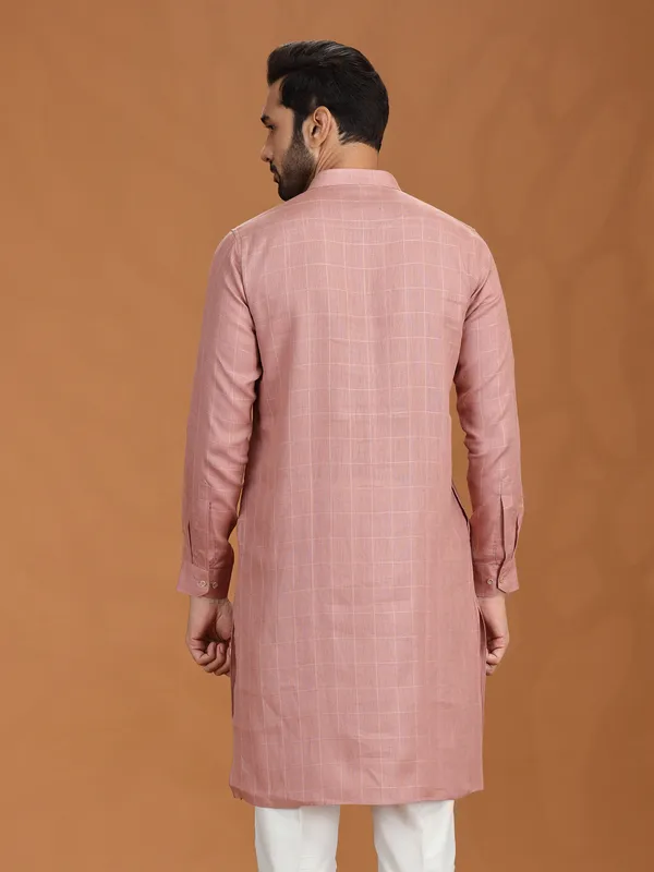 Onion pink checked linen kurta with collar neck