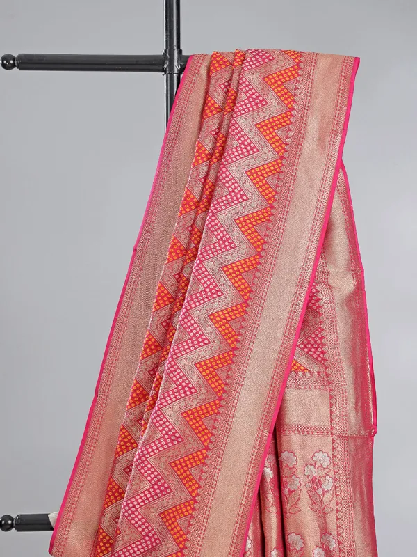Onion pink georgette saree with printed