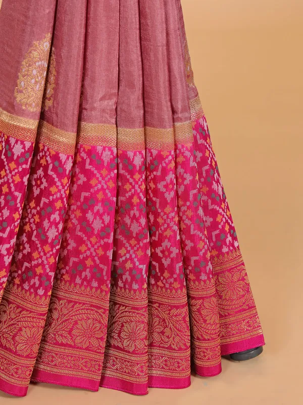 Onion pink saree in rich silk