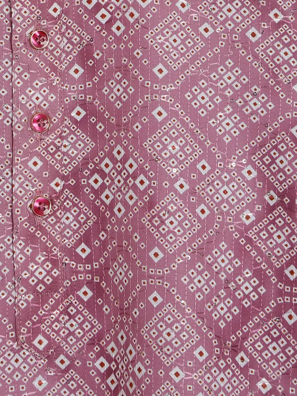 Onion pink shaded cotton printed kurta