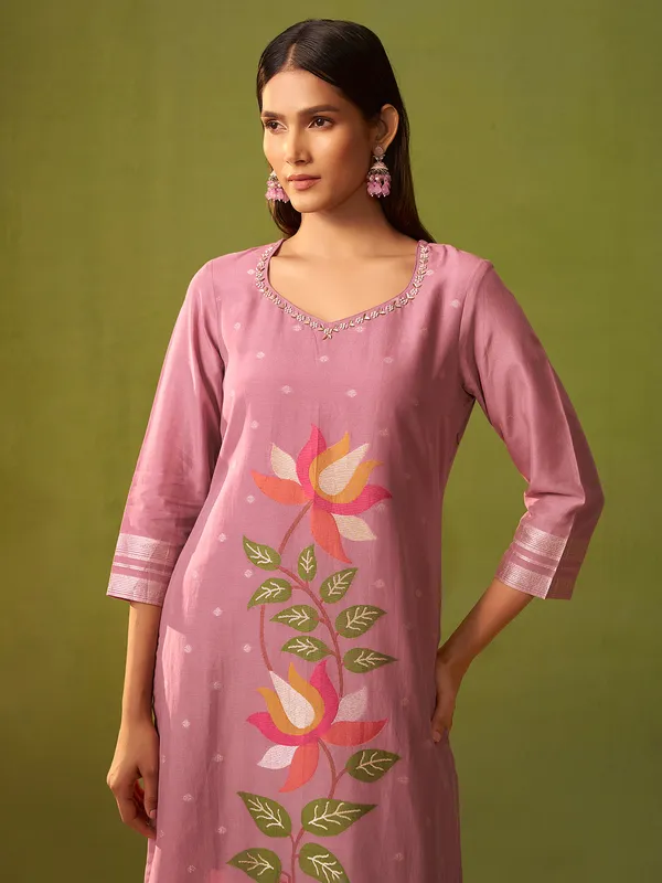 Onion pink silk kurti adorned with motifs