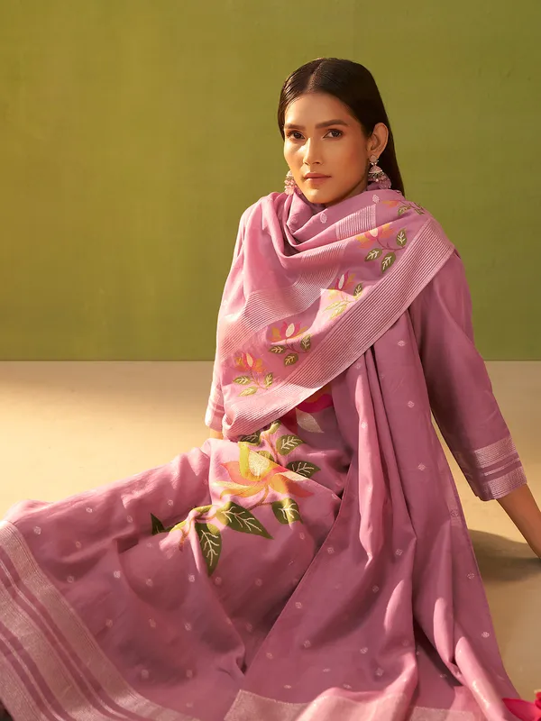 Onion pink silk kurti adorned with motifs