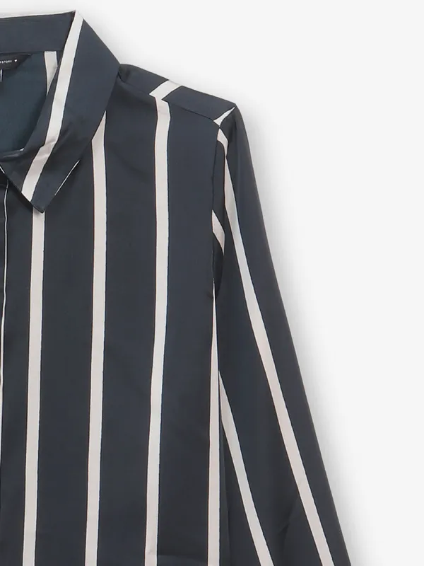 ONLY black stripe linen shirt