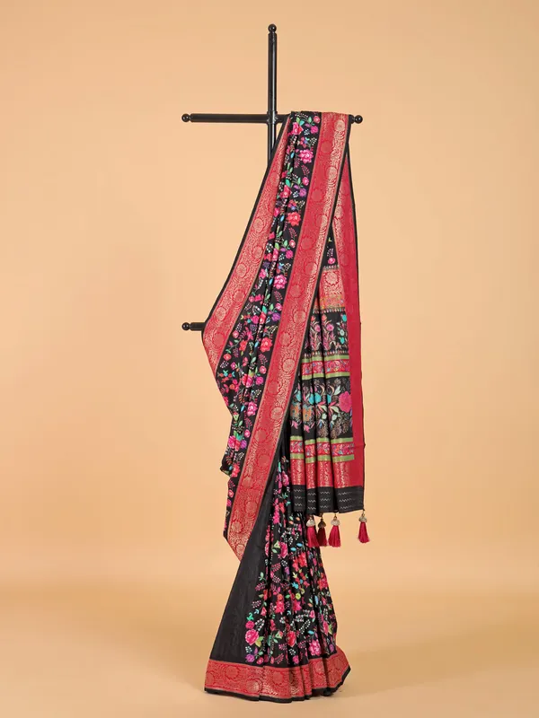 Party look red and black silk saree