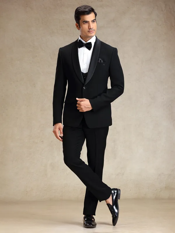 Party wear navy 5 pcs polyster tuxedo suit