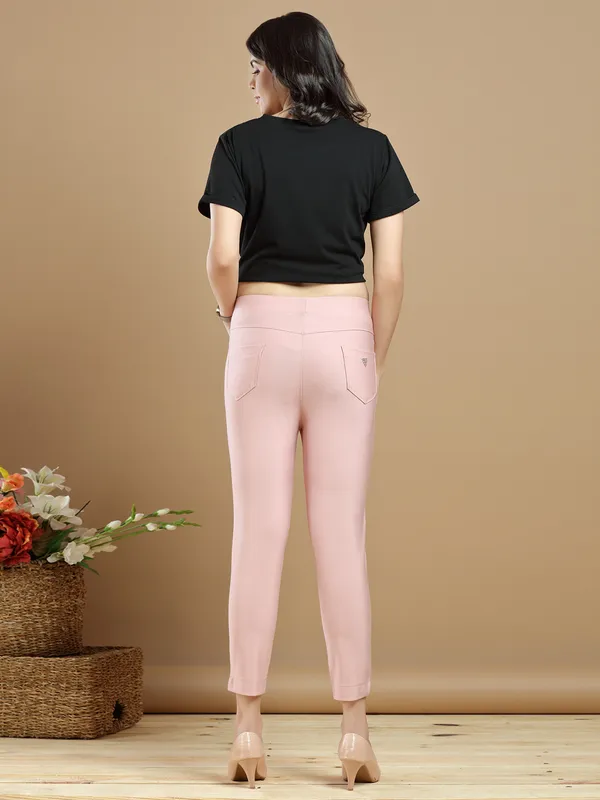 Peach plain color jeggings for womens in lycra