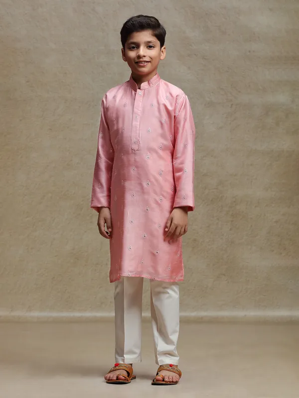 Peach silk printed kurta set