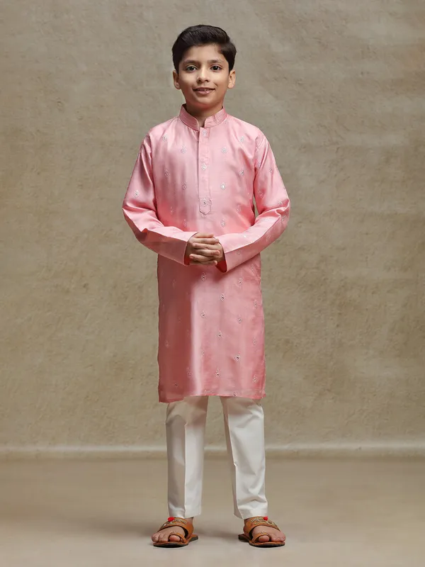 Peach silk printed kurta set