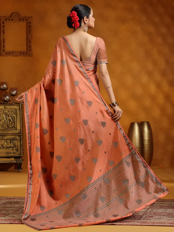 Peach silk saree for festival