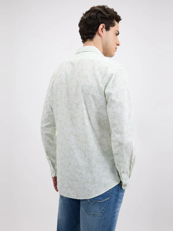 PEPE white and sage textured shirt