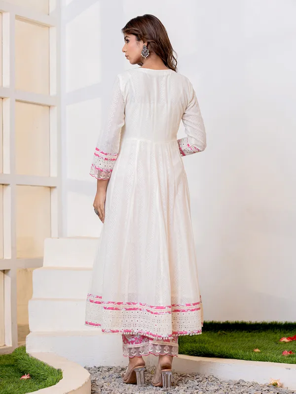 Pink and white kurti set with dupatta