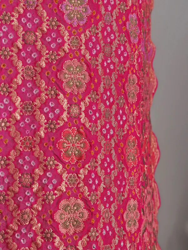 Pink bandhej silk saree with unstitched blouse