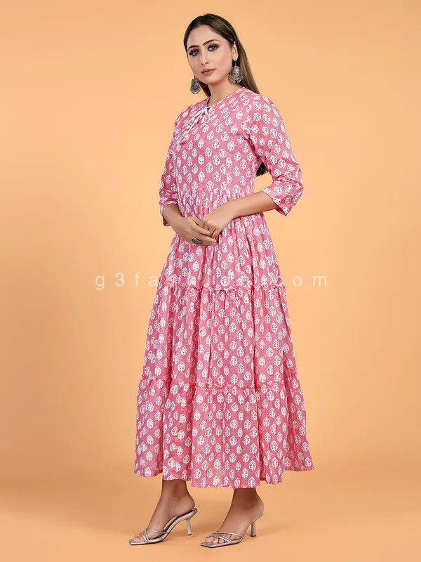 Pink cotton printed kurti for casual wear