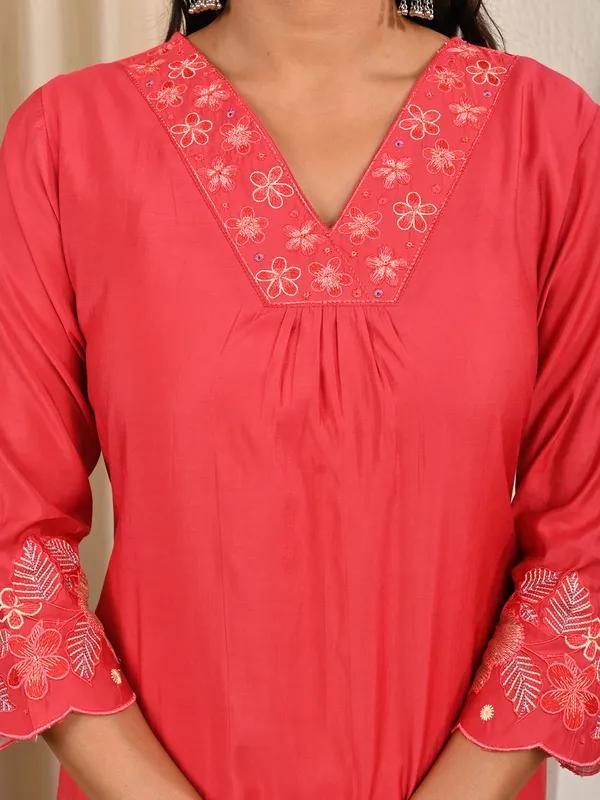 Pink cotton silk casual V neck elegant kurti