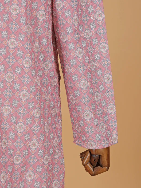 Pink cotton silk kurta suit with thread work