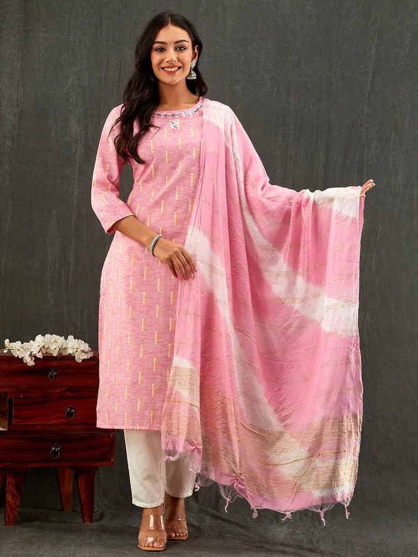 Pink embroidery kurti set with dupatta