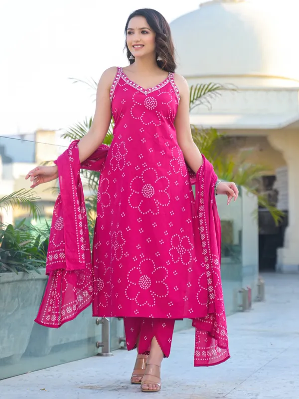 Pink festive wear kurti set in silk