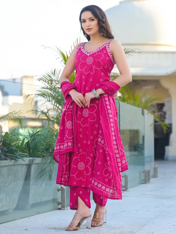 Pink festive wear kurti set in silk
