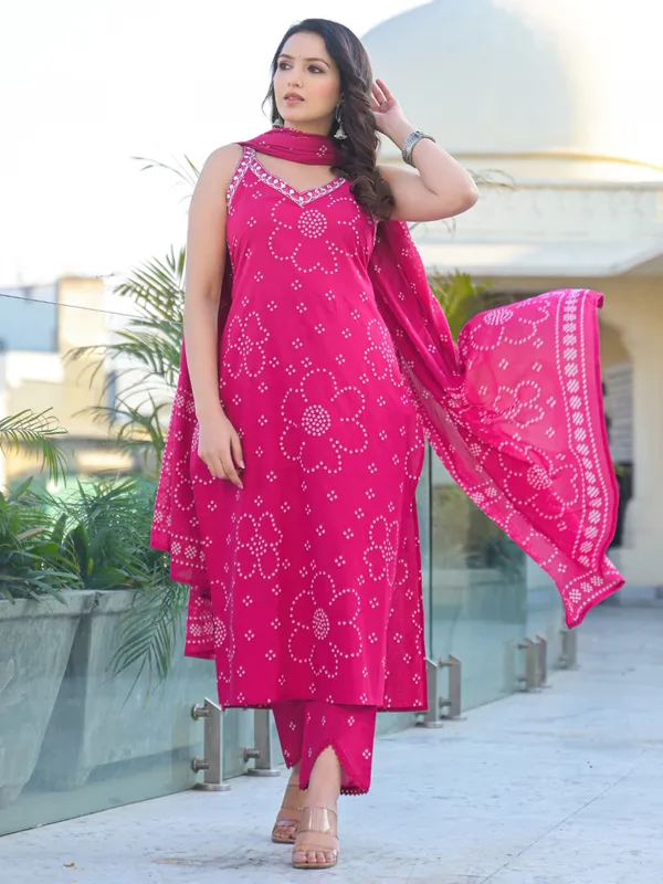 Pink festive wear kurti set in silk