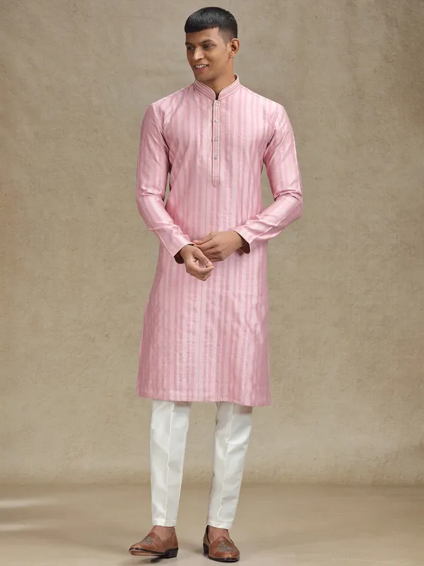 Pink kurta pajama in textured stripe pattern