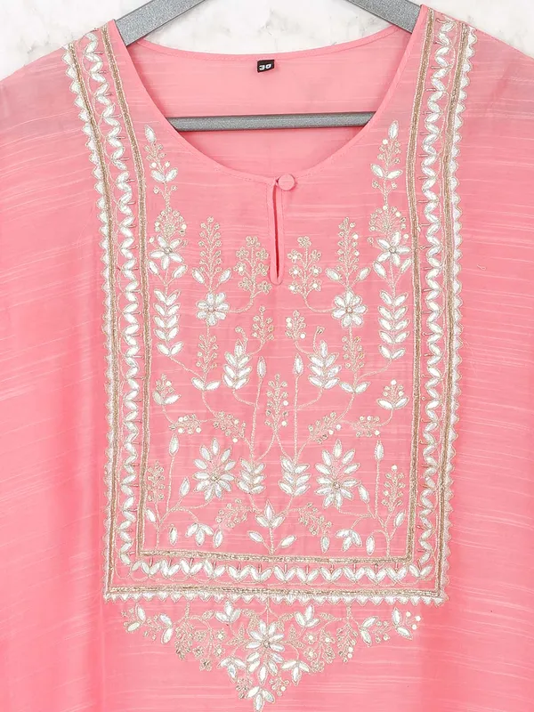 Pink kurti in cotton fabric