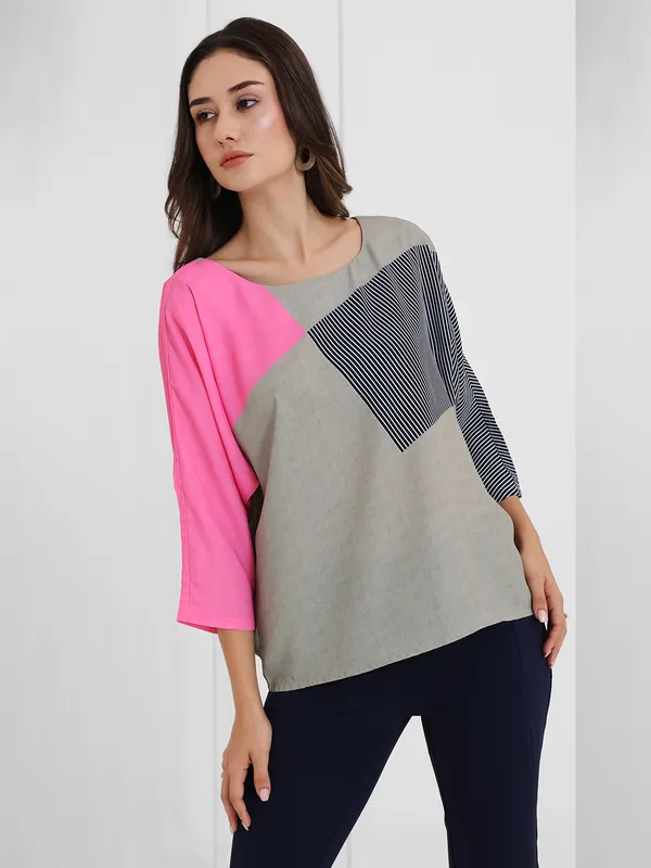 PINK NINE beige color block top