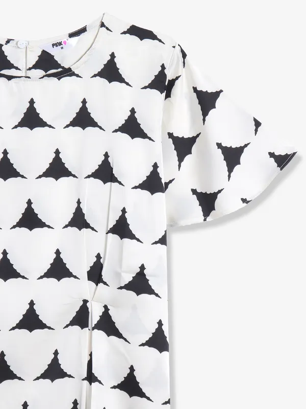 PINK NINE printed white and black top