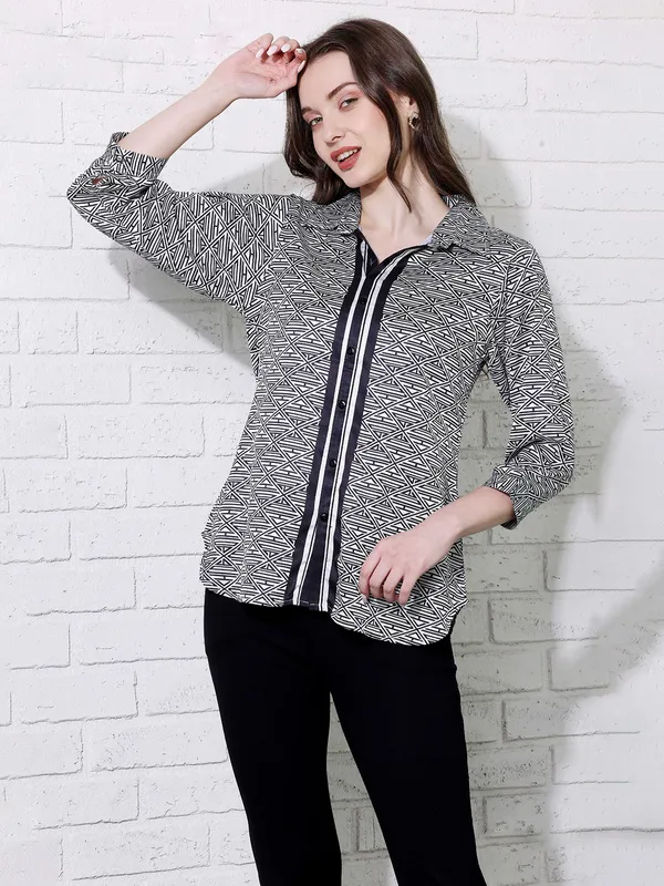 PINK NINE white and black printed round neck shirt