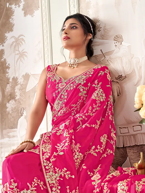 Pink organza saree for wedding glamour