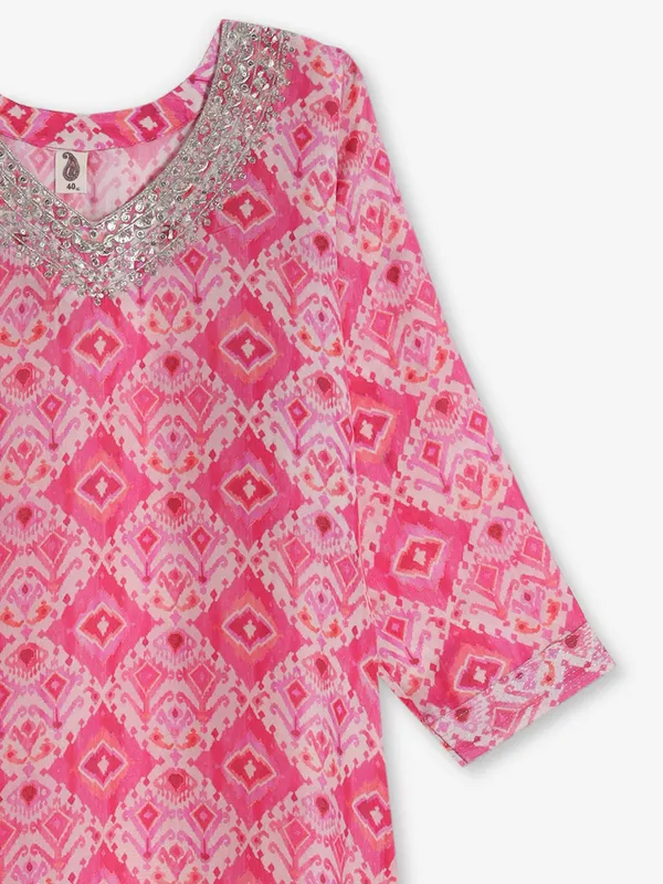 Pink printed cotton kurti for daily wear