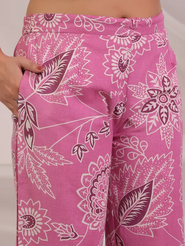 Pink printed kurti set for casual wear