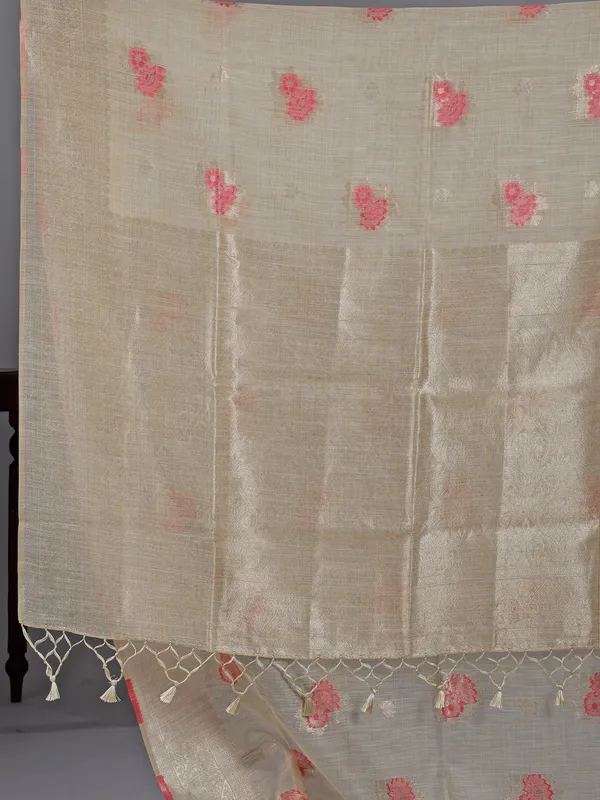 Pink semi cotton elegant silk saree for women