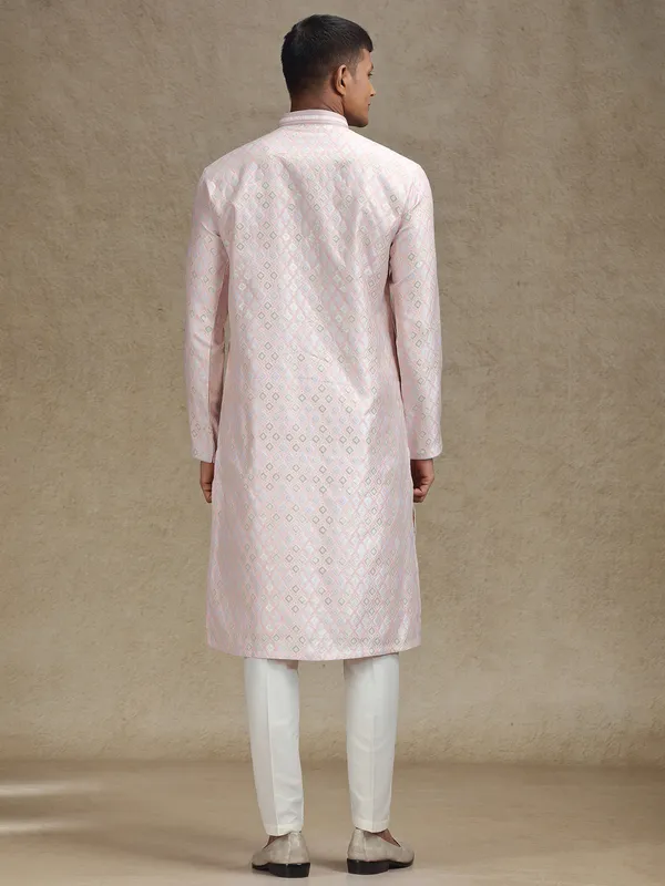 Pink serene kurta pajama set in zari work