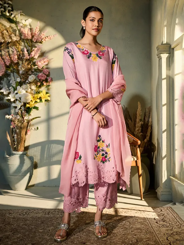 Pink silk festive wear kurti set with embroidery