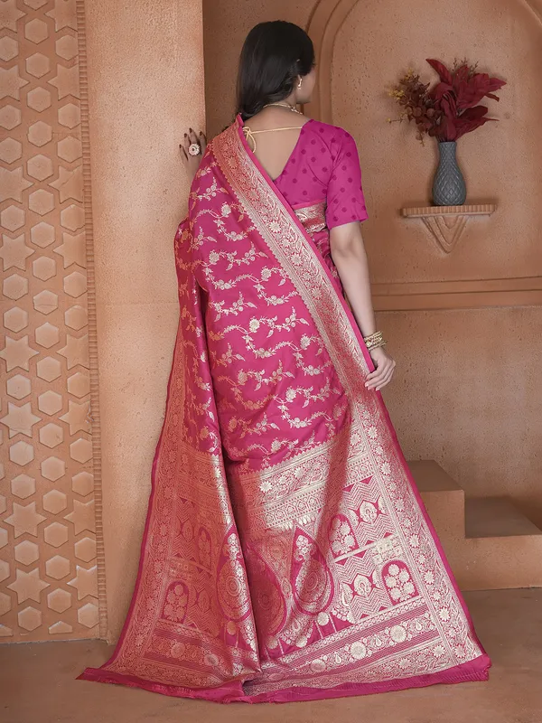 Pink silk festive wear saree with unstitched blouse