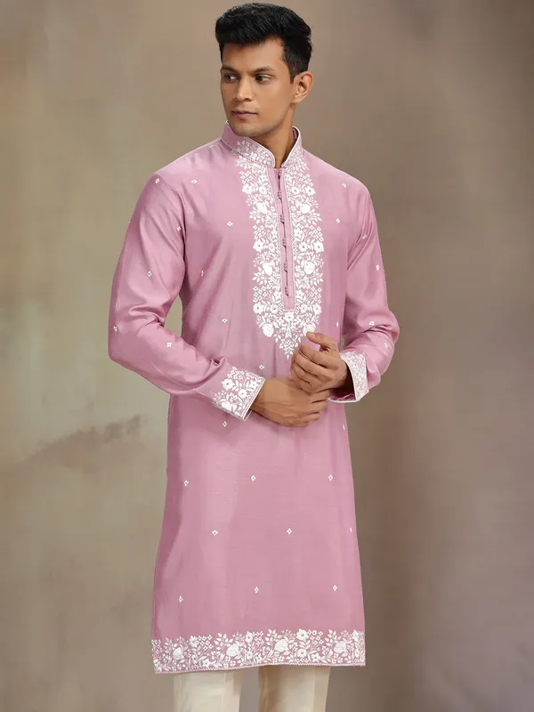 Pink jaquard silk kurta suit with thread embroidery
