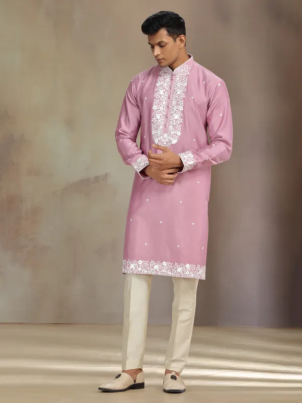 Pink jaquard silk kurta suit with thread embroidery