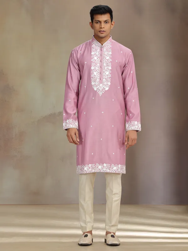 Pink jaquard silk kurta suit with thread embroidery