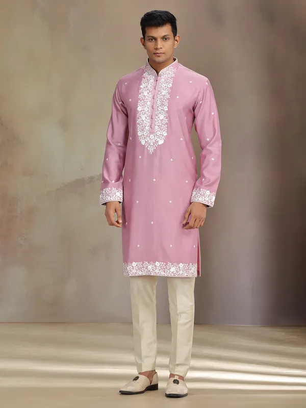 Pink jaquard silk kurta suit with thread embroidery