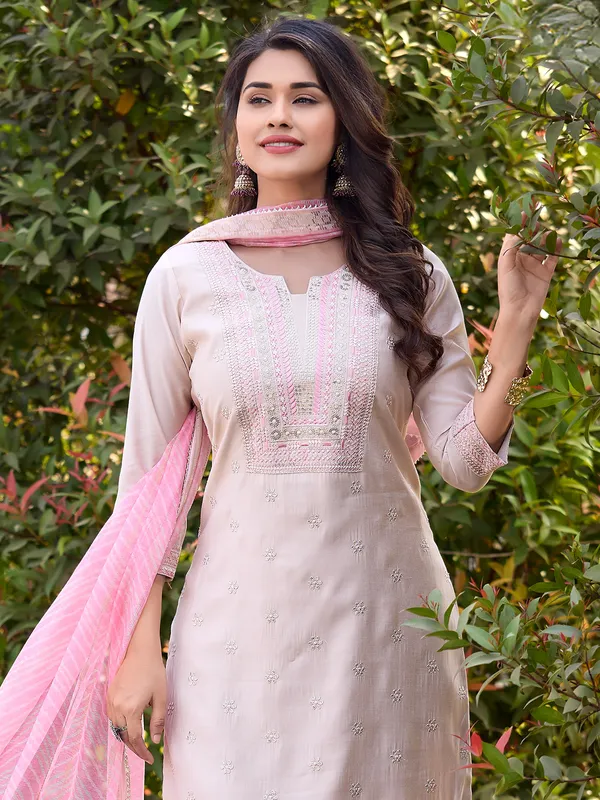 Pink silk salwar suit with dupatta for women
